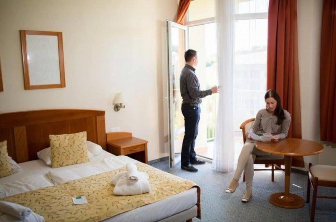 Hotel Karos Spa Залакарош Экстерьер фото